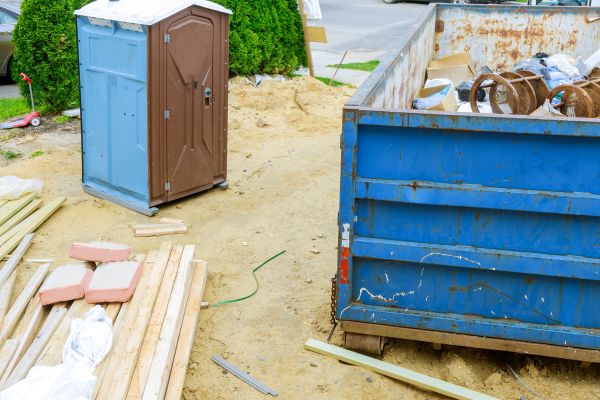 Luxury restroom trailer rental with flushing toilets and sinks in Central Texas